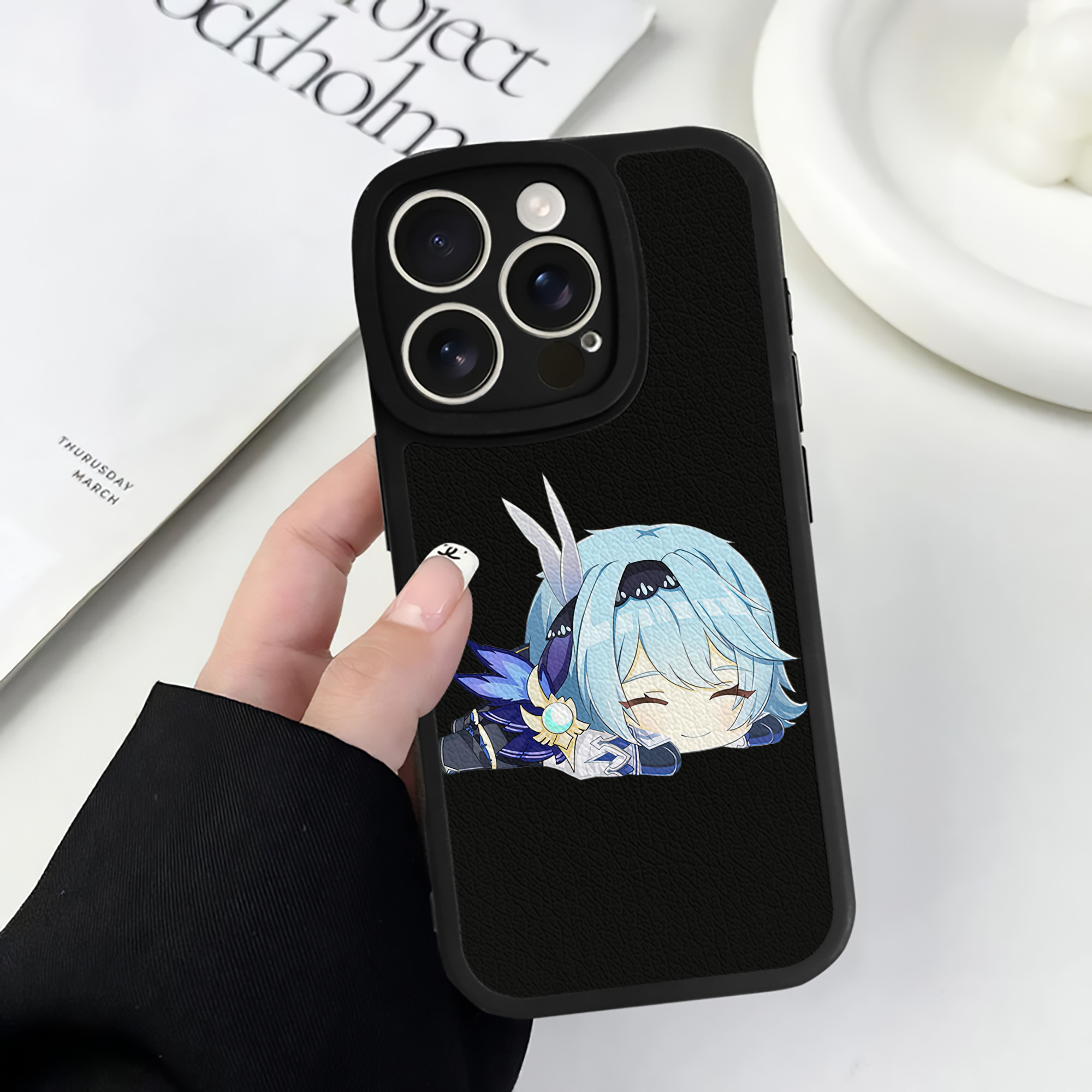 げんし神 优菈 ゆうら genshin Yūra 【iPhone 16シリーズ対応】シリコンスマホケース（レザー調） 材質：シリコン